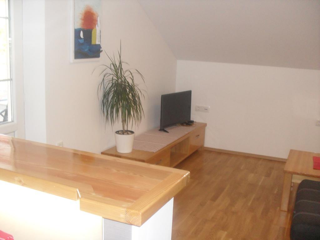 Apartment Bogoje クチフェ エクステリア 写真